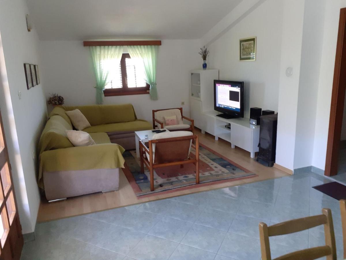 Ana Appartement Zaglav Buitenkant foto